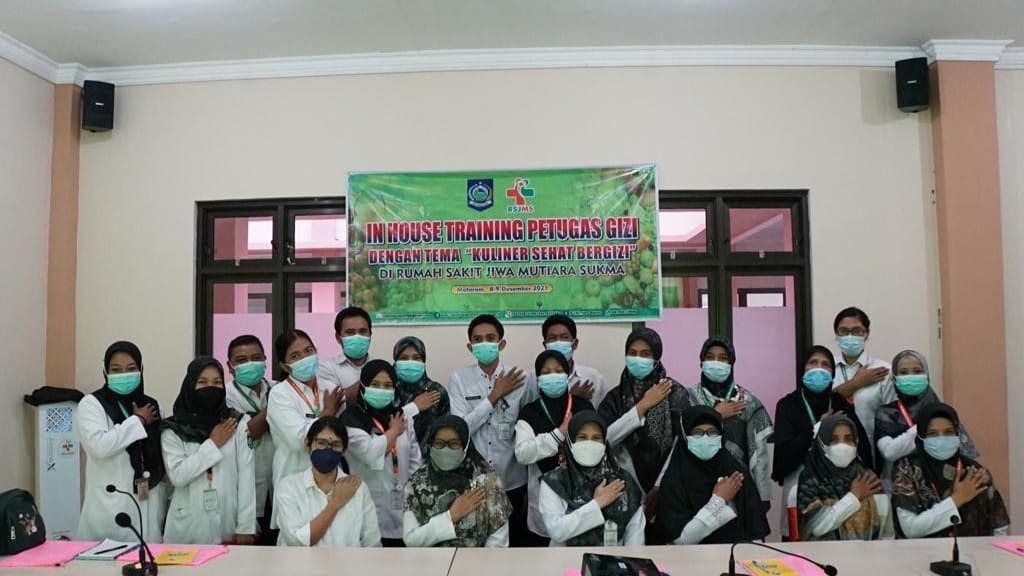 IHT PERTAMA PETUGAS GIZI RSJMS